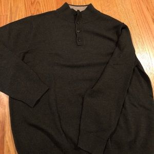 Men’s L.L Bean Wool Sweater Medium